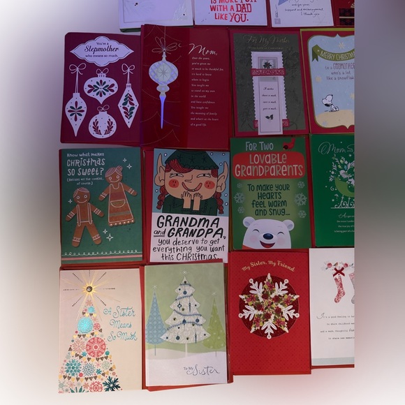 Hallmark Christmas Cards - Lot of 19 Christmas Cards - Picture 4 of 6